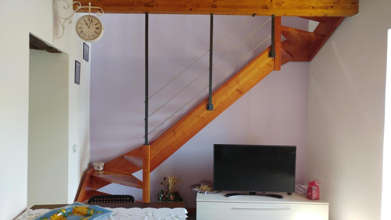 La Casa Delle Fate Villa Cremia Ngoại thất bức ảnh